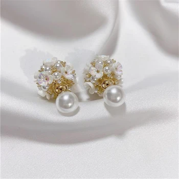 Dámske Náušnice Zlatá Farba Simulované Pearl Flower Earing Piercing Ucha Putá Kórea Štýl Šperky Pendientes Mujer Strany Dary