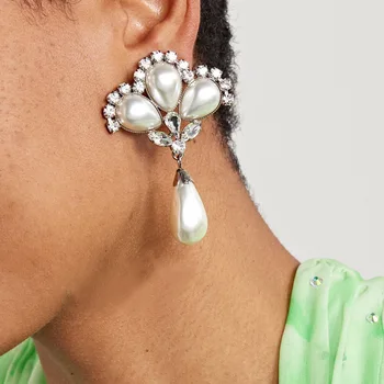 Nové Imitácia Bielej Perly Visieť Earings Šperky Pre Ženy Módne Šperky Nádherný Denný Výkaz Príslušenstvo